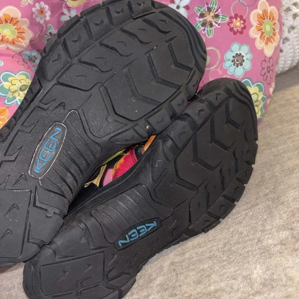 KEEN Newport Retro Hiking Sandals – Men's Size 10.5 (Original Tie Dye)